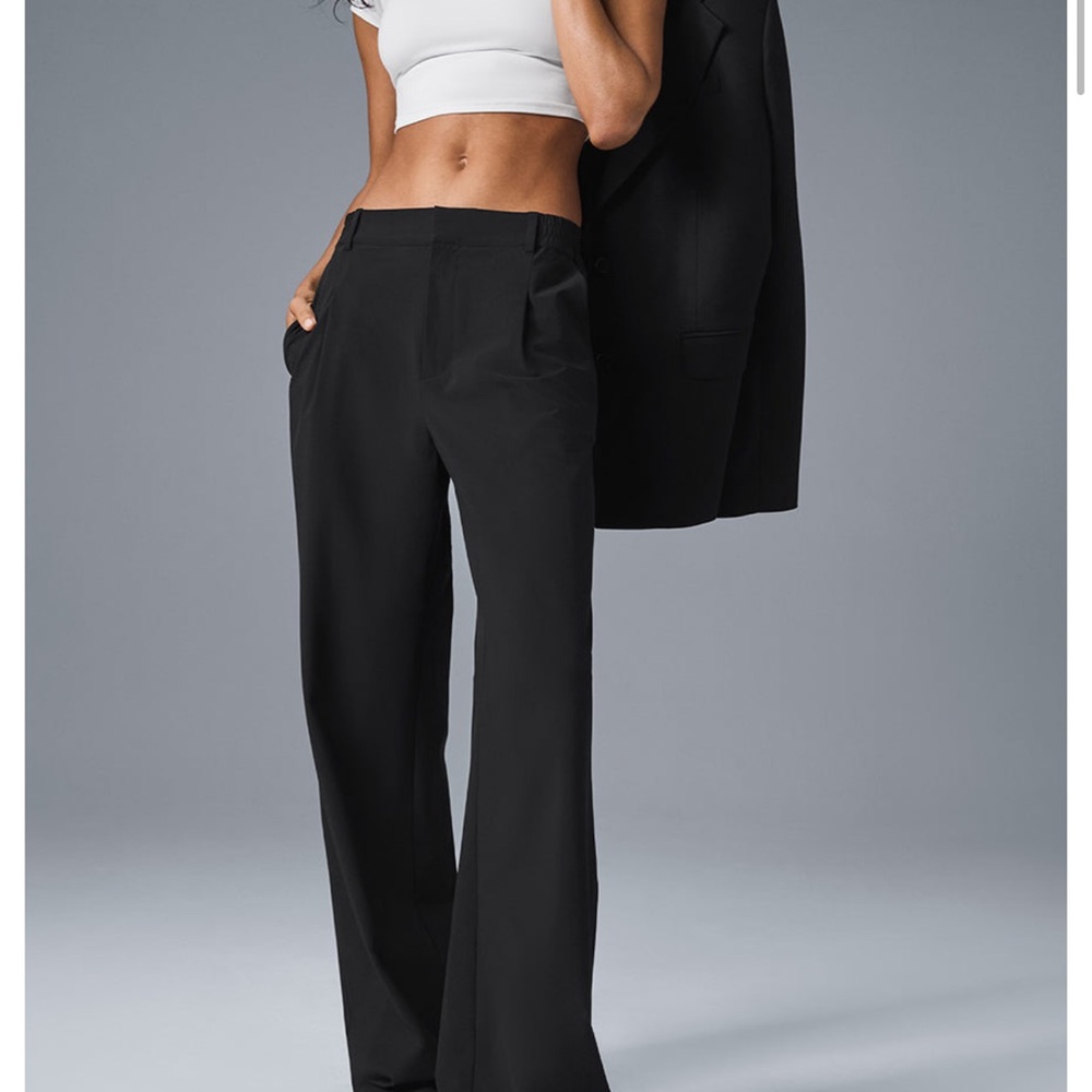 High-waist Pursuit trouser -black